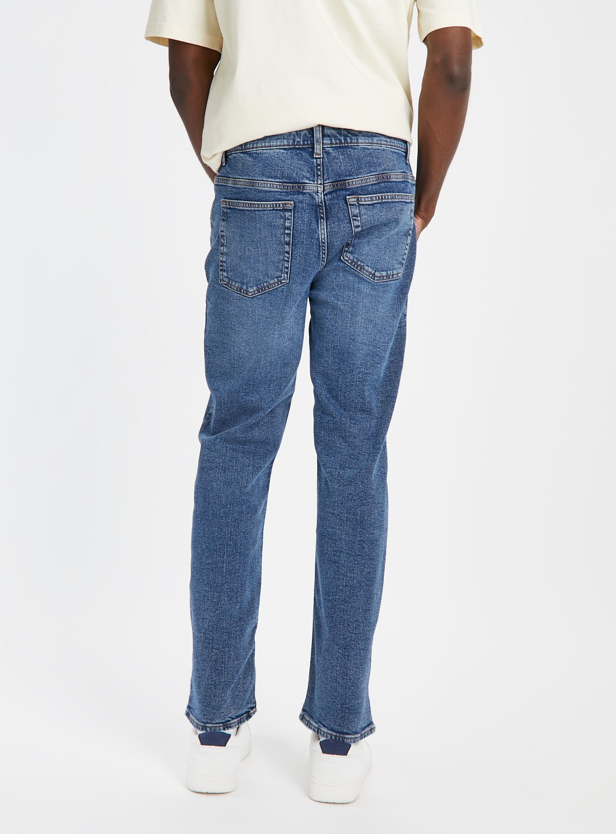 The Mid Wash Everyday Denim Jeans 44R - Image 5 thumbnail
